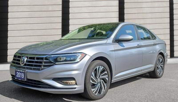 Volkswagen-Jetta-2019 01.jpg